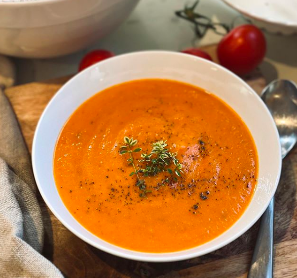 Vegan Roasted Tomato & Red Pepper Soup