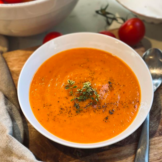 Vegan Roasted Tomato & Red Pepper Soup
